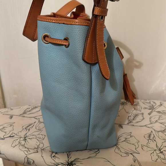 Handbag - Picture 4 of 9